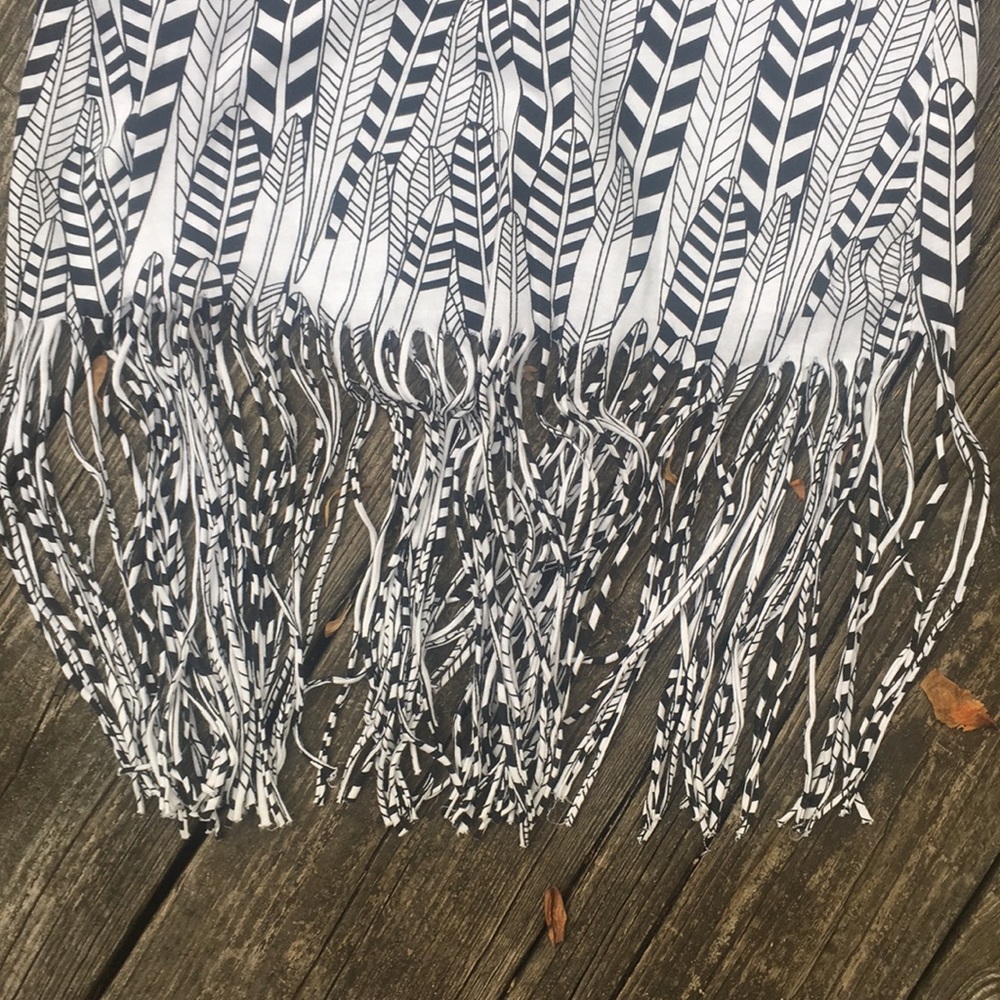 Juniors Tank Top - Picture 2 of 4